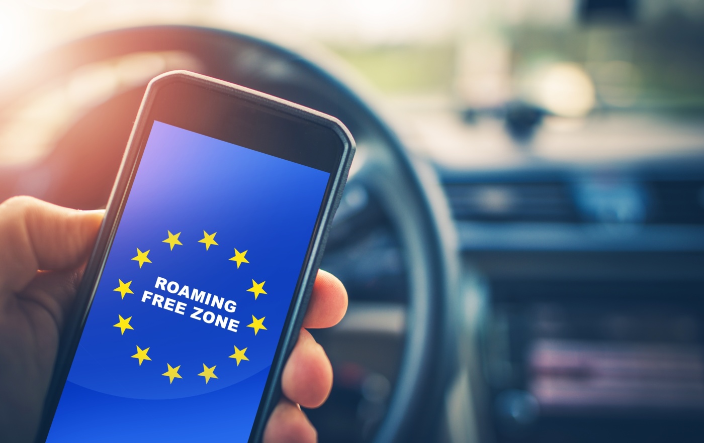 „Roaming-Gebühren sind ein Relikt der Vergangenheit" „Roaming-Gebühren sind ein Relikt der Vergangenheit"