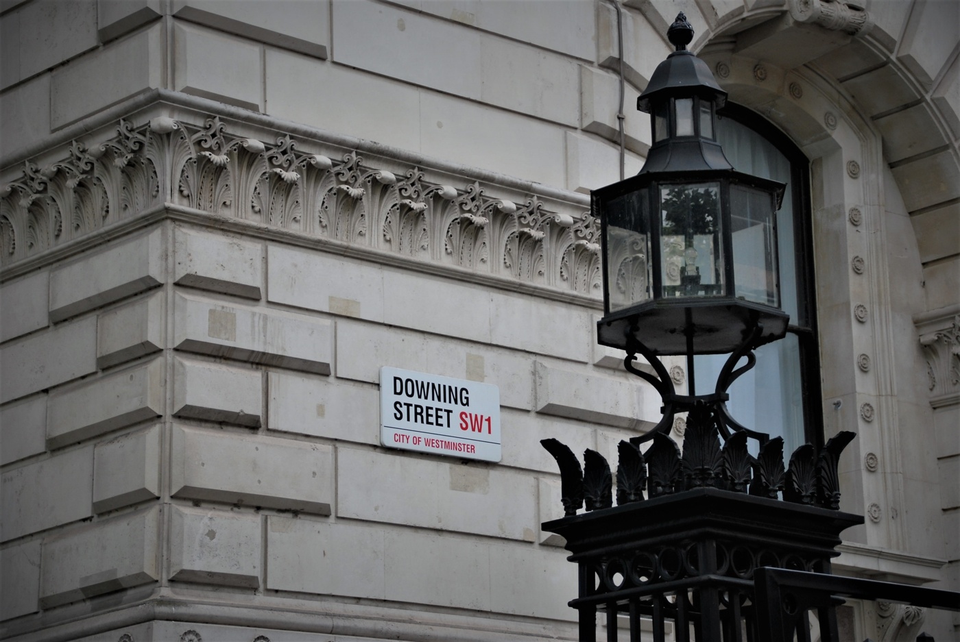 Brexit-Verlängerung: Wahl zwischen Pest und Cholera Brexit-Verlängerung: Wahl zwischen Pest und Cholera