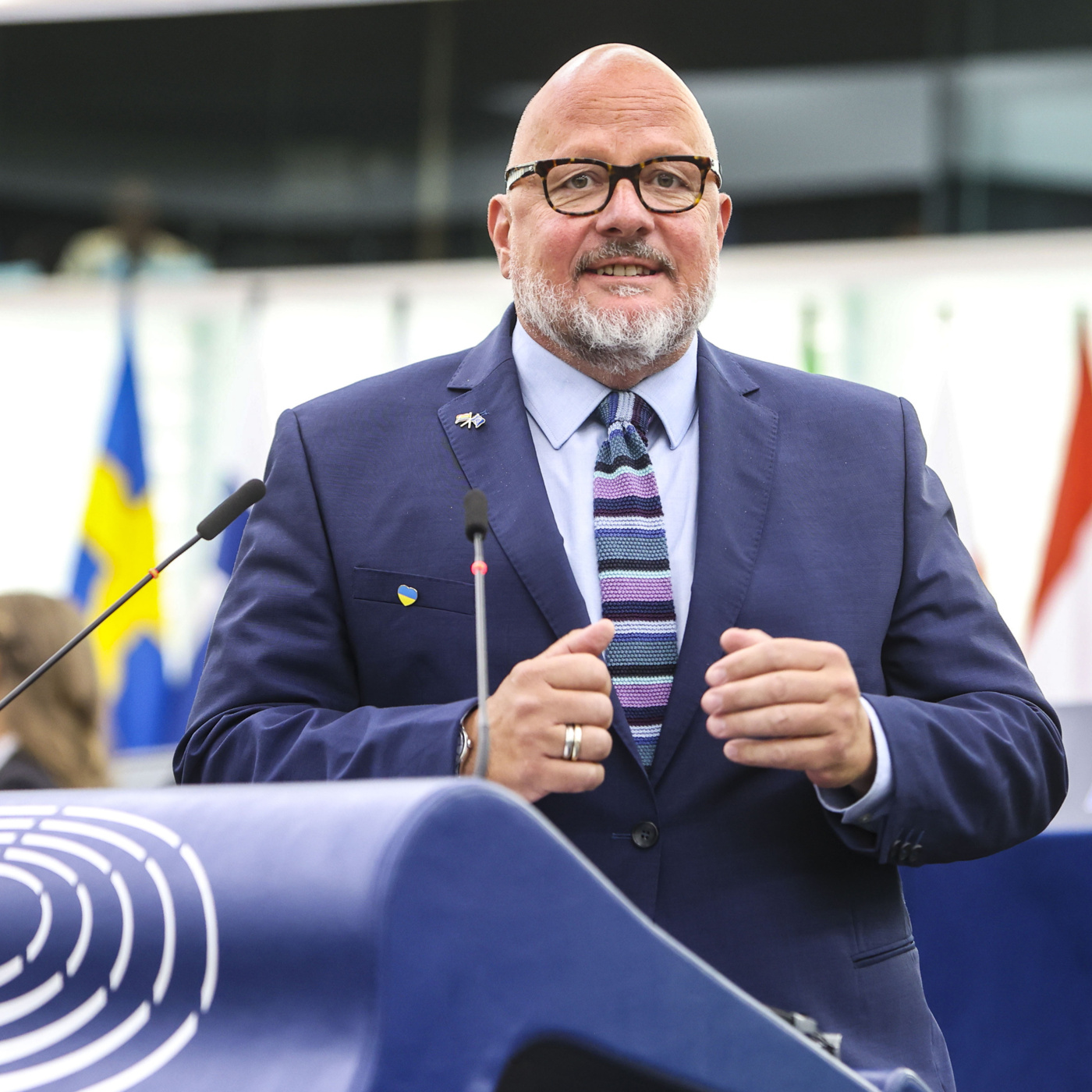 „Ausgewiesener Sozialpolitiker, der für Transparenz steht" „Ausgewiesener Sozialpolitiker, der für Transparenz steht"