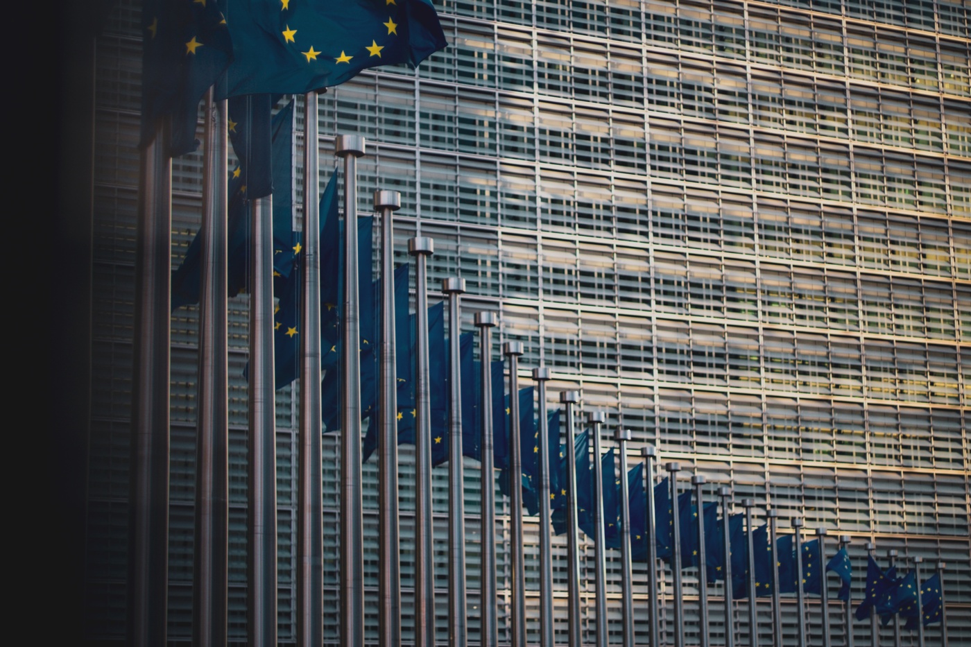 "Unabhängige Behörde statt freiwilliger Standards" "Unabhängige Behörde statt freiwilliger Standards"