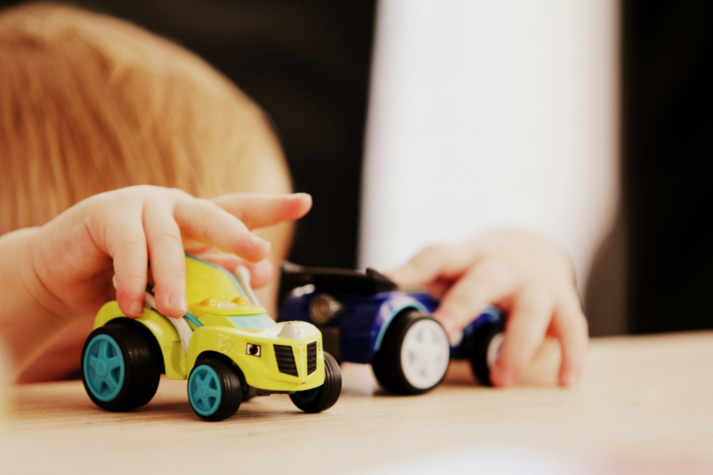 "Kinder vor schädlichem Spielzeug schützen" "Kinder vor schädlichem Spielzeug schützen"